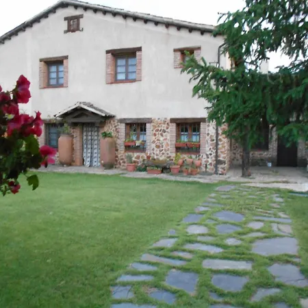 El Caz Del Molino Сasa de vacaciones Saldana de Ayllon